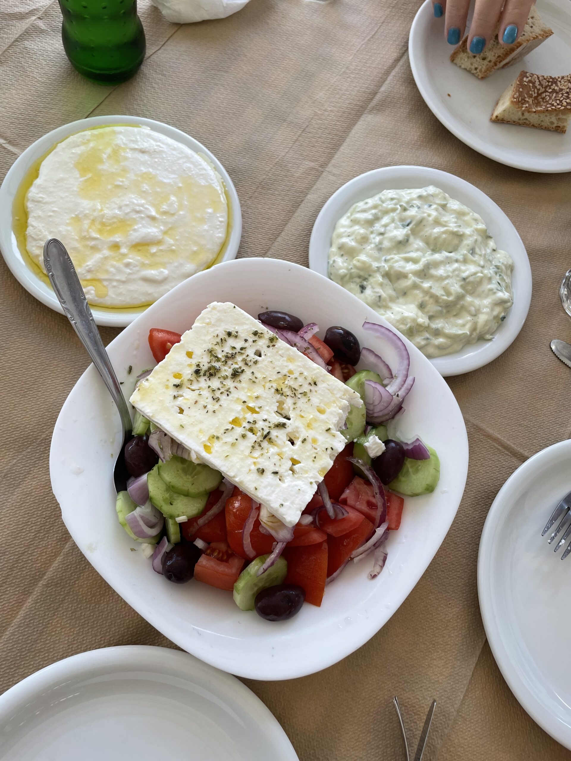 Agia Paraskevi Eats - A Restaurant Guide For Agia Paraskevi Greece